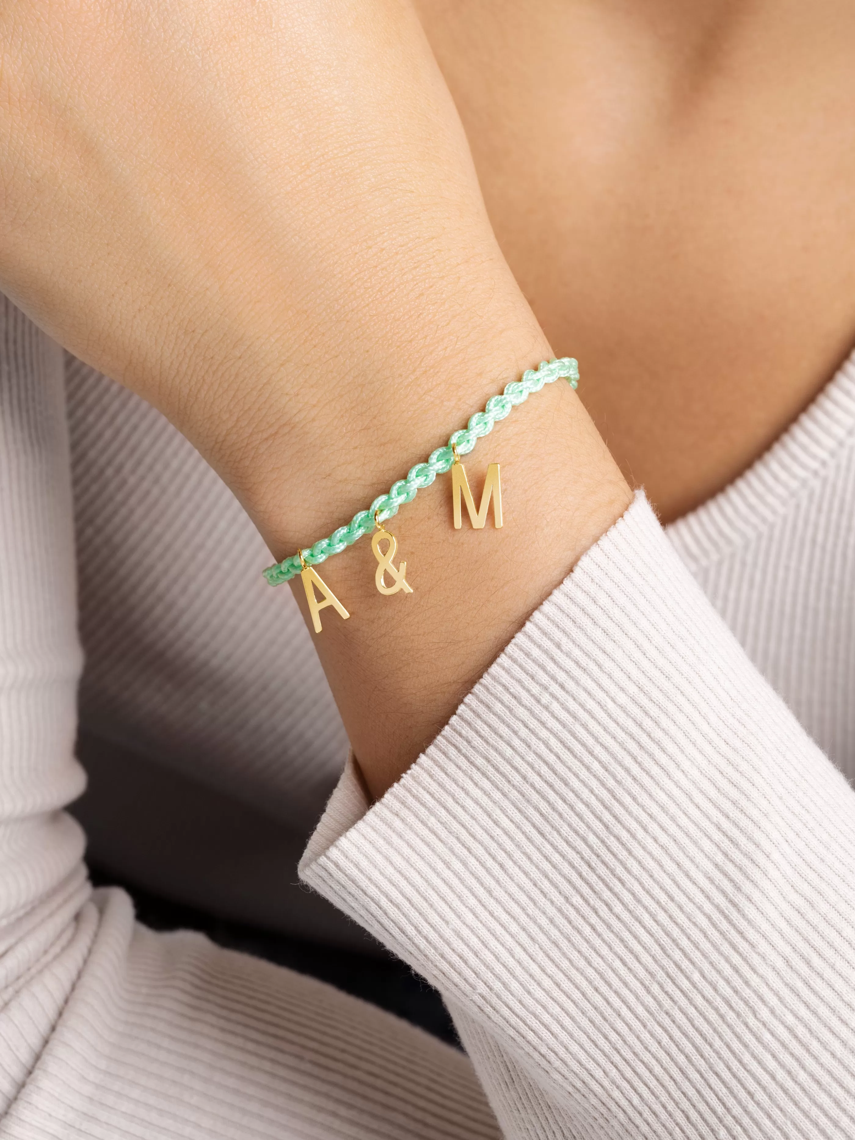 SINGULARU Pulsera Personalizada Dream Mint Letters Plata Bano Oro- Pulseras Personalizadas